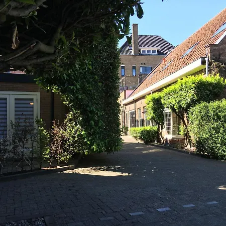 Apartment Overnachten In *