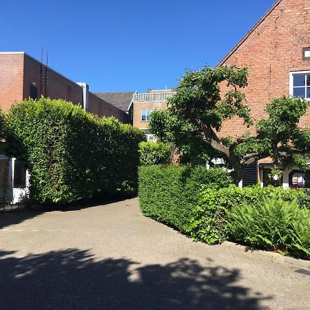 Apartament Overnachten In Hilversum